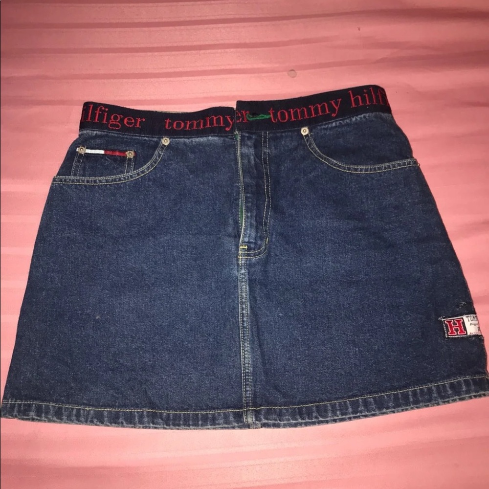 ‼️SOLD‼️Tommy Hilfiger Denim mini skirt